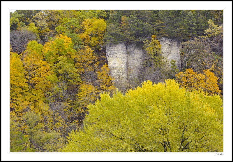 Fall Color Frames Limestone Bluffs