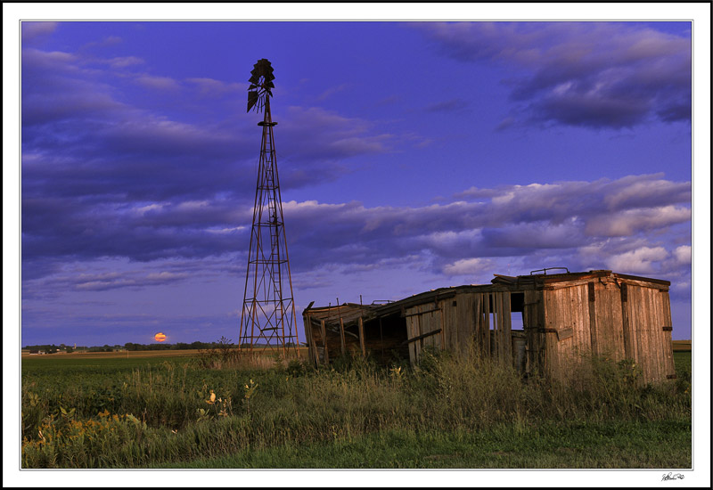 Boxcar Moonrise