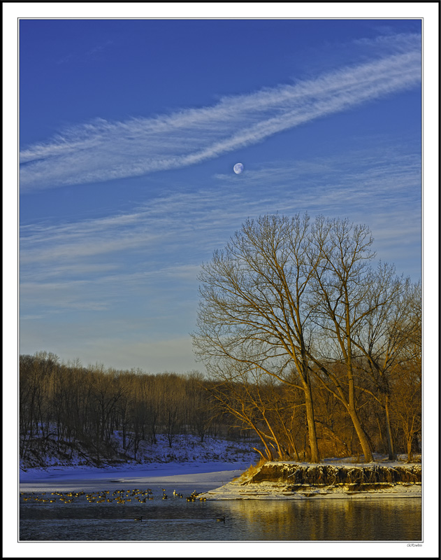 Trailing Moon