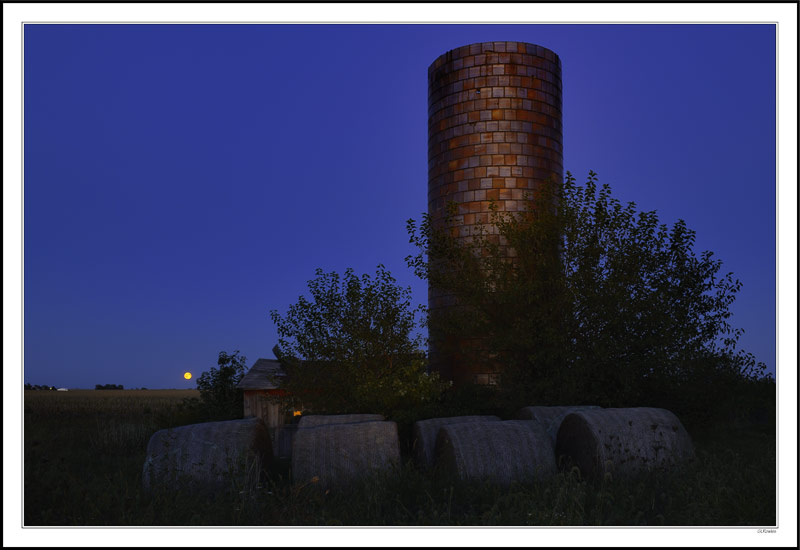 Moonrise, Sunset