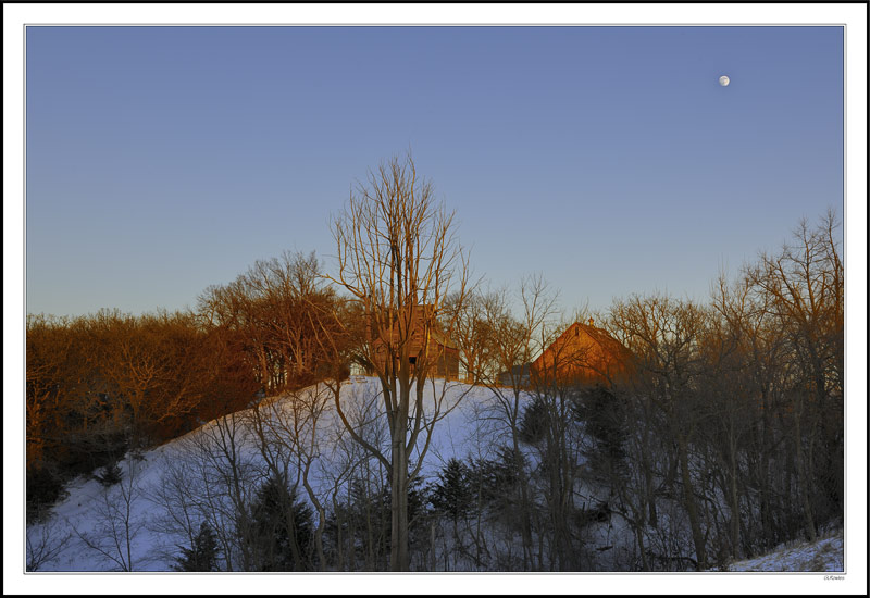 Red Sunset Moonrise