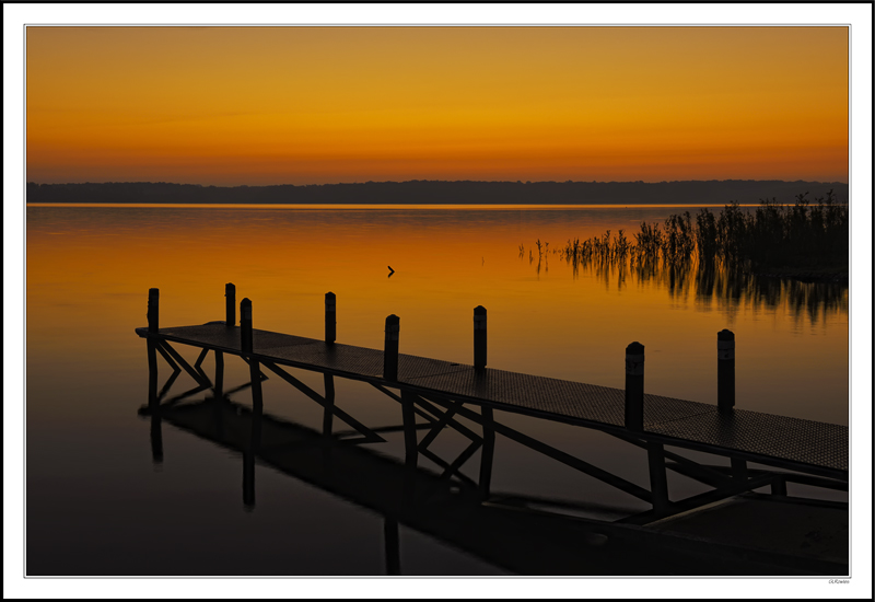 Orange Lake Blending Into the Horizon