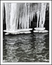 Freeze-Formed Suspended Platforms